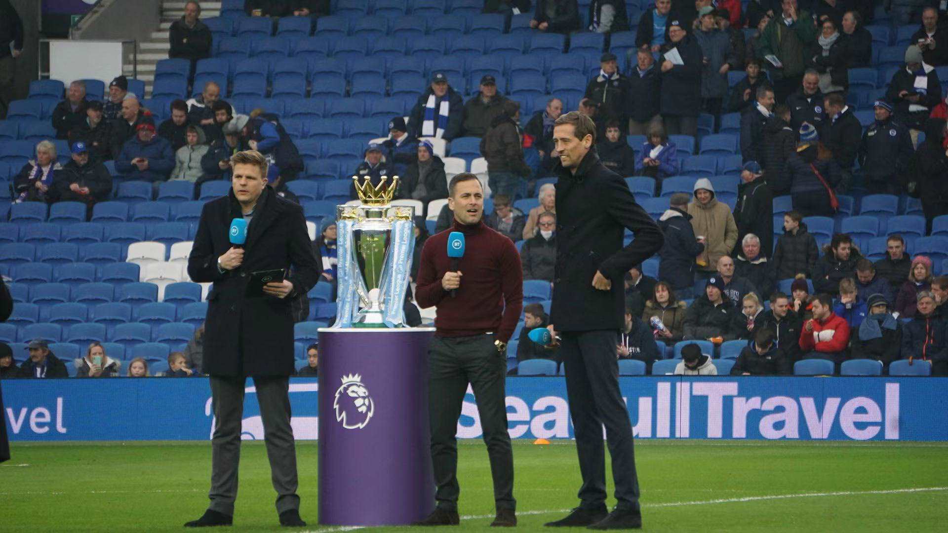 赞他的同时 赞他的同时