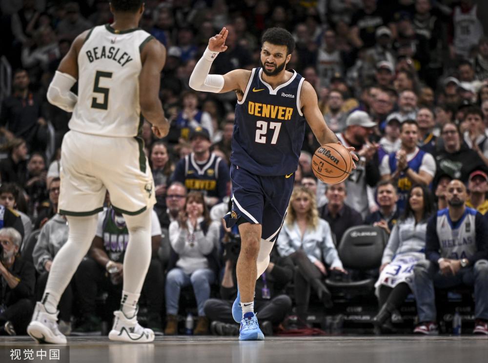 赛后采访时 赛后采访时